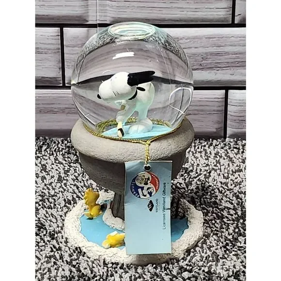 Peanuts Snoopy Water Snow Globe Figure WESTLAND Ice hockey - Picture 4 of 7